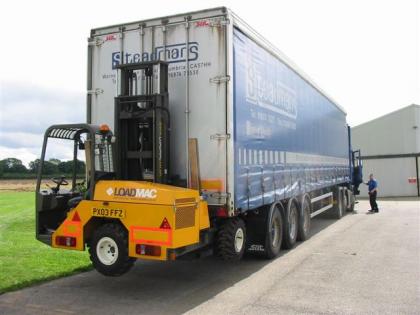 Steel Buildings delivery arrives by lorry